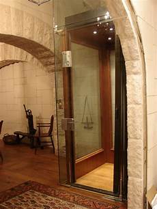Elevator Semi Automatic Doors
