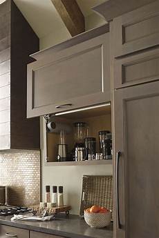 Lift Door