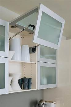 Lift Door