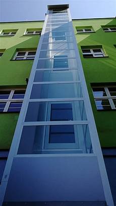 Lift Panels