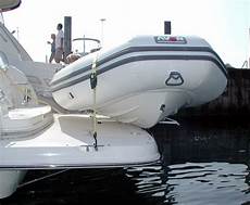Lifting Bow
