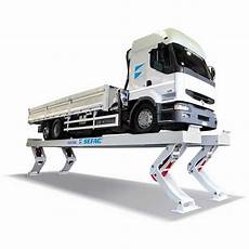 Semi-Scissor Lifts